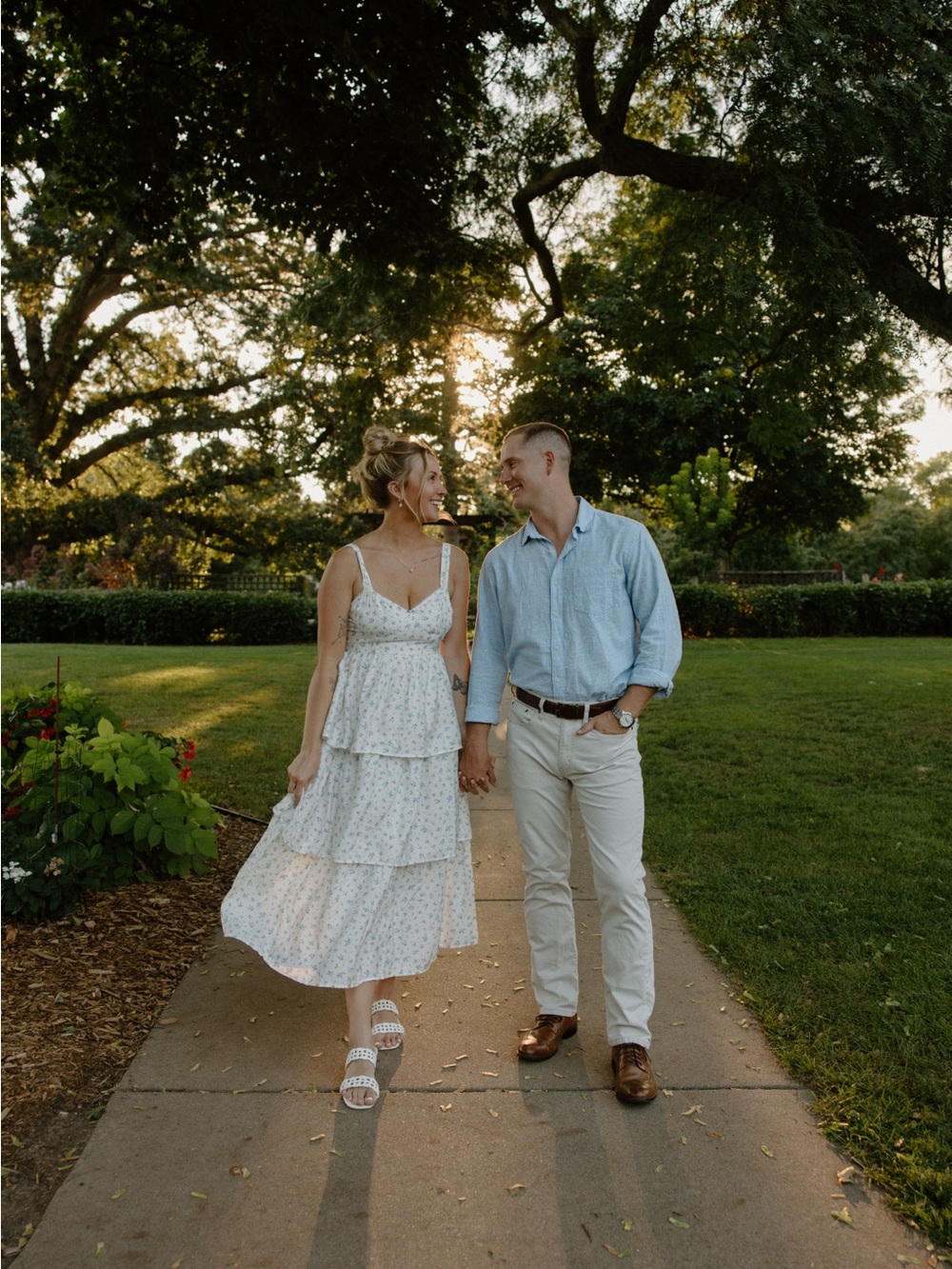mine White Tiered Floral Midi Skirt